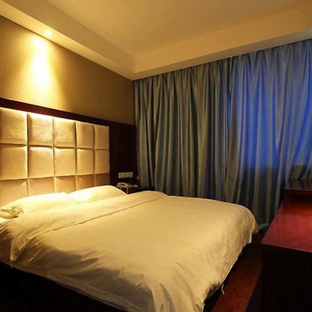 Guilin Hotel Chain Guests 0746 Dış mekan fotoğraf